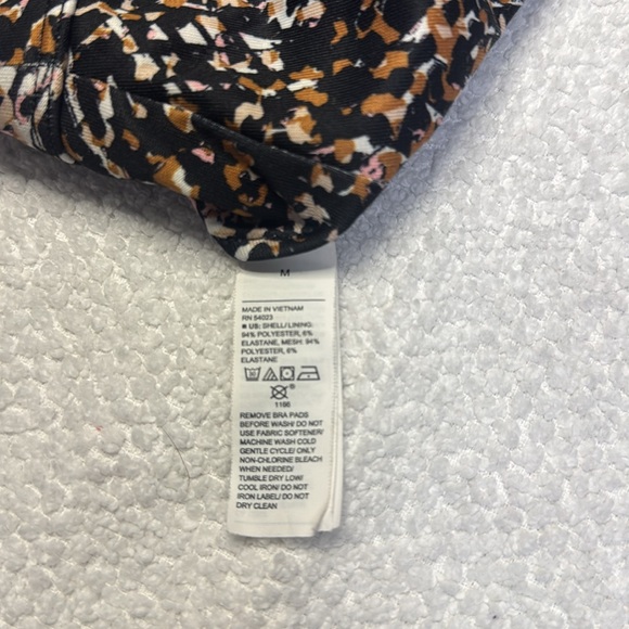 Old Navy Sports High Rise Two piece Outfit - Picture 10 of 16